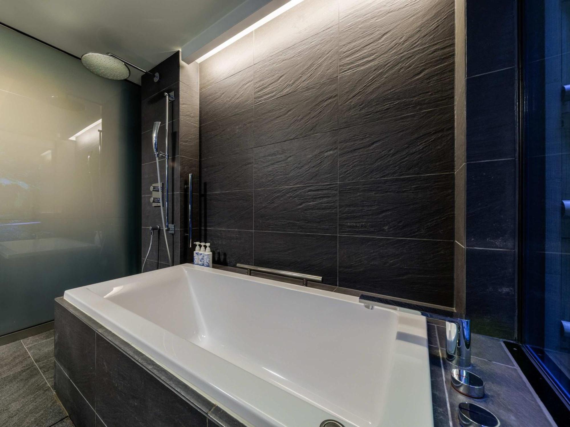 Solaria Nishitetsu Hotel Kyoto Premier — Photos 3